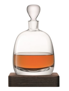 LSA Whisky Islay Decanter & Walnut Base - Clear 1L